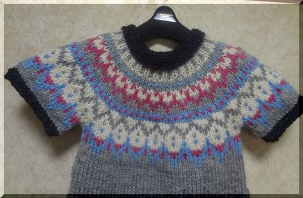 ロピーチュニックセーターと帽子...