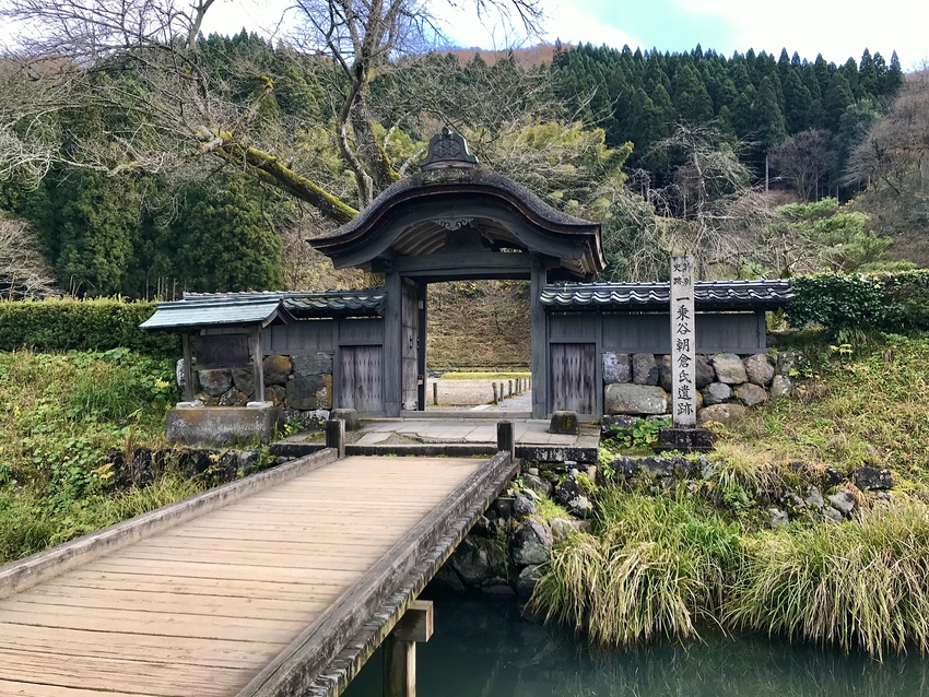 初めて見た門に凄く緊張しました...