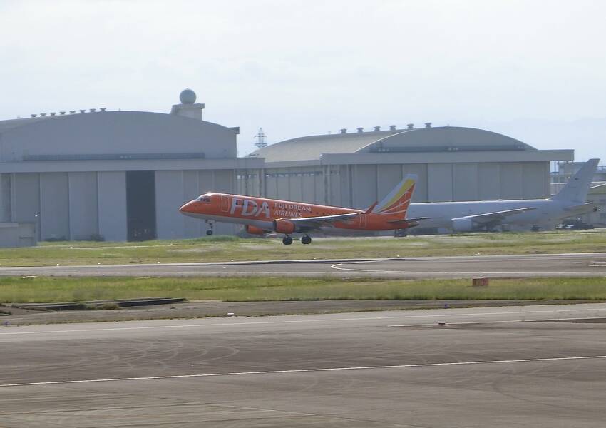 このオレンジもいいよね〜...