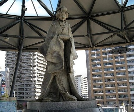 【梅川の像】建立１０周年