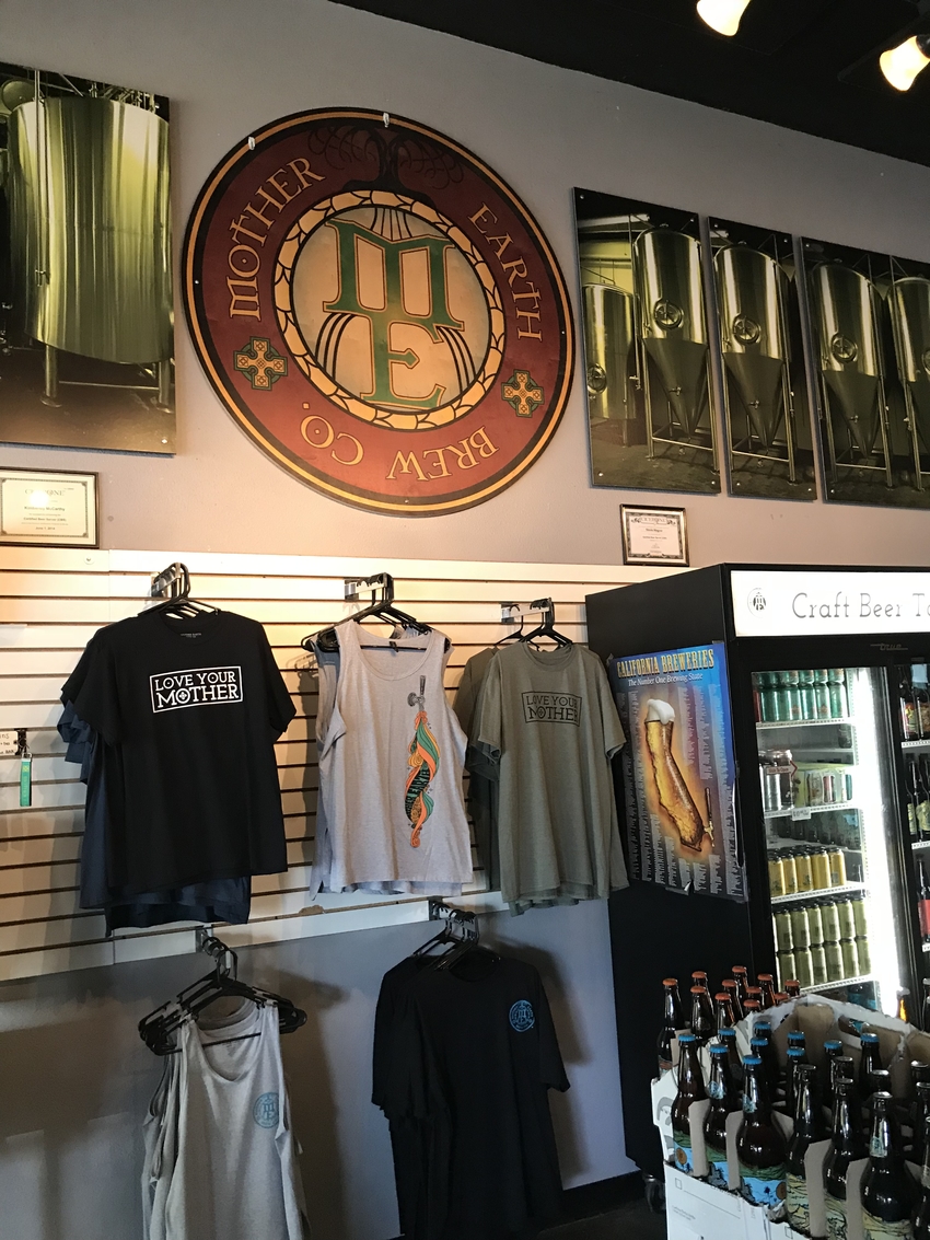 グッズも販売されていました...