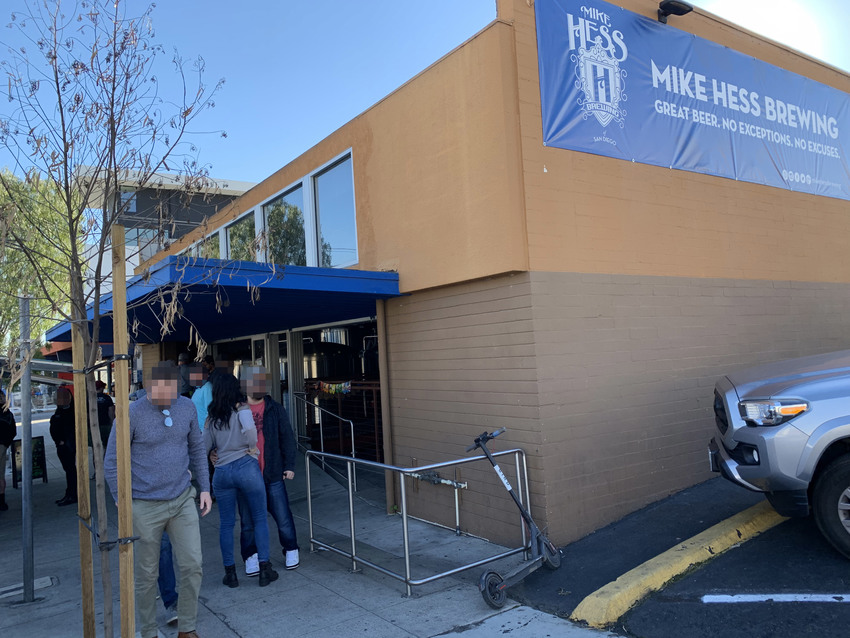 サンディエゴ:Mike Hess Brewing ブルワリー...