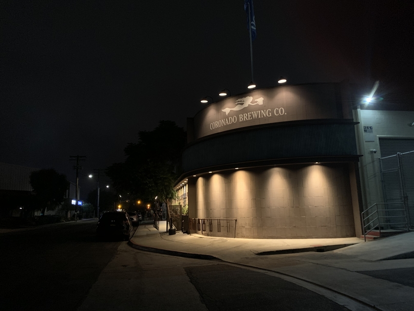 サンディエゴ:Coronado Brewing Co. ブル...