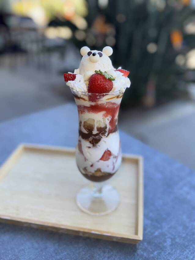 そして新作のパフェも登場✨バナ...