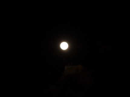 満月 in バリ島
