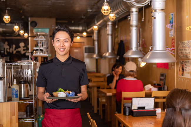 働くのは食べるため。 食べるのは働くため。 ぐるぐると回るこ...