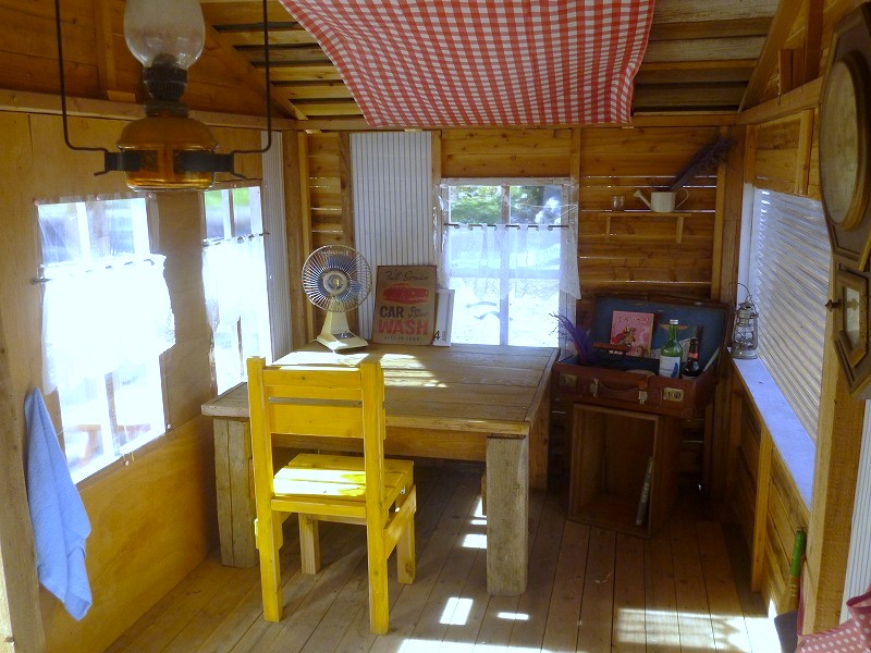 小屋の内部紹介 たどたどしい...