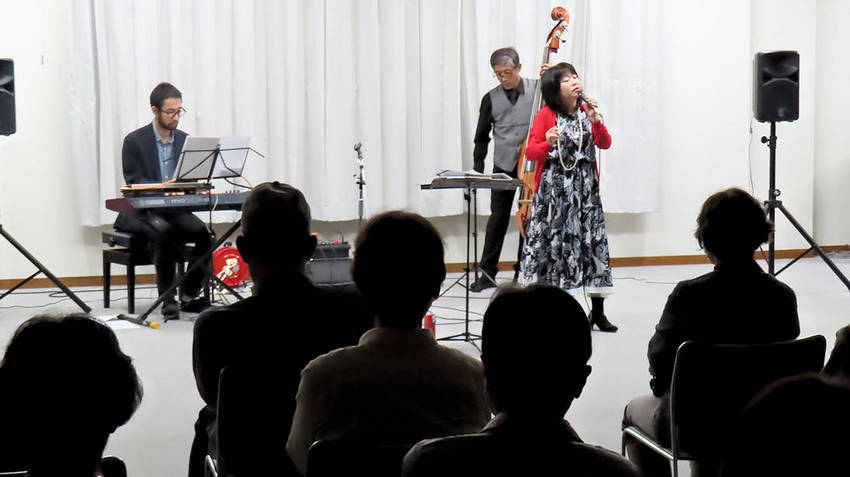 公民館成人講座① 「魅惑のジャズライブ」...