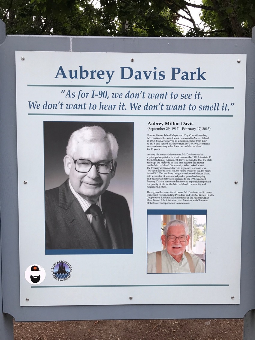 Aubrey Davis Former Mayor o...
