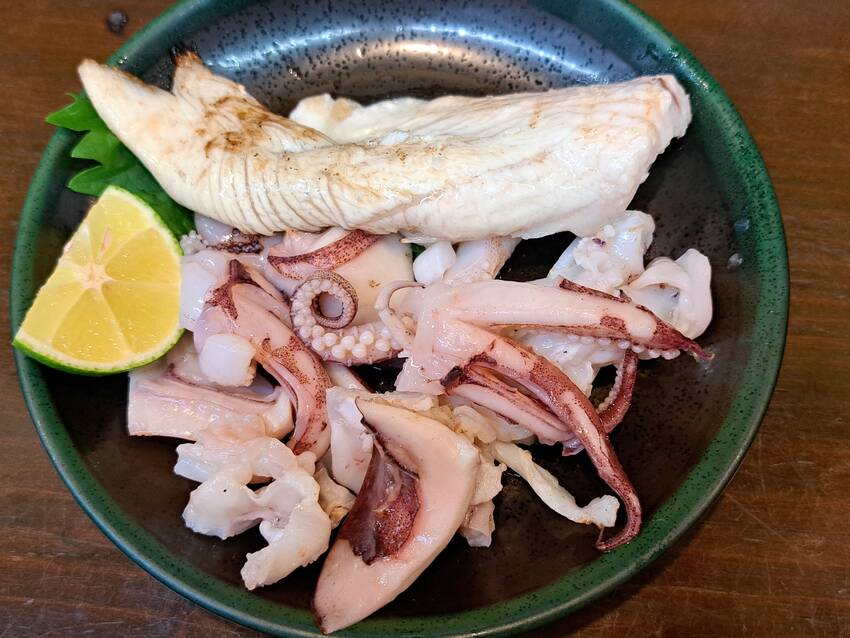 剣先イカの下足塩焼き、カンバチ...