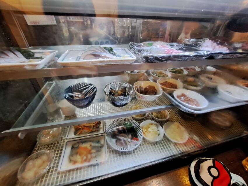 京橋3軒目も人気の「七津屋」...