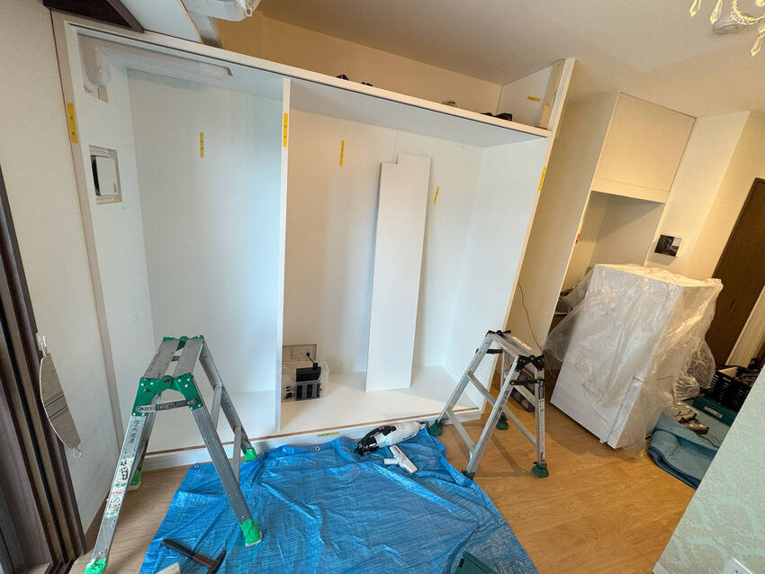 施工中。 換気口やエアコンのホ...