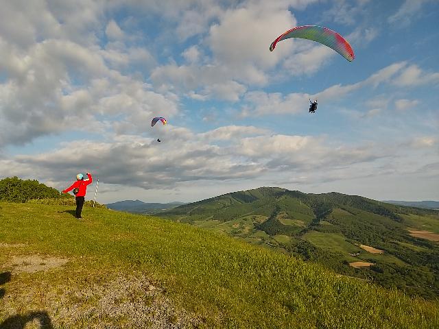 ルスツ、風強目