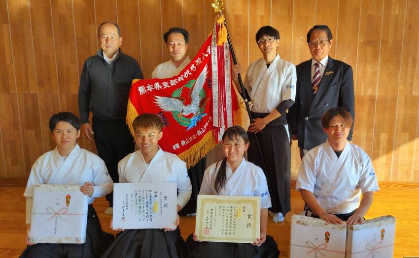 優勝した「宇城市チーム」...