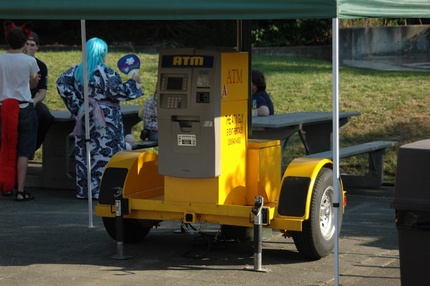 移動式 ATM　いいのかな？