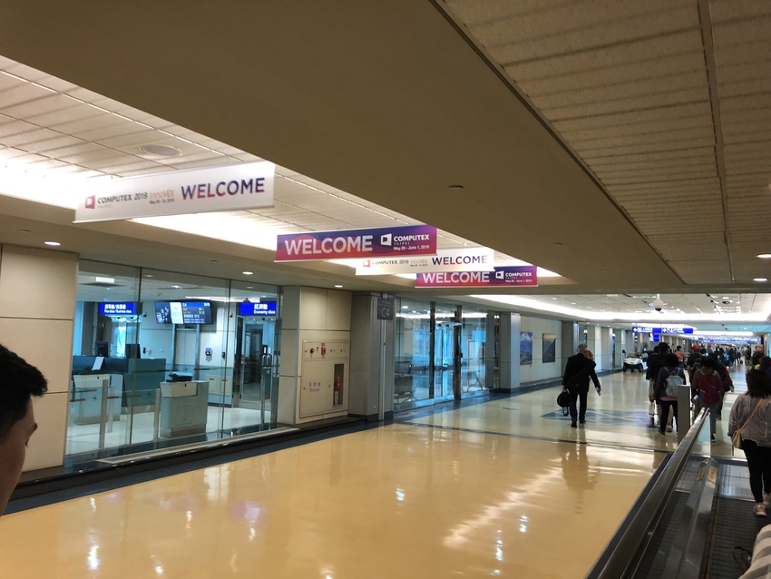 台湾の空港・・・ここでもやばい...