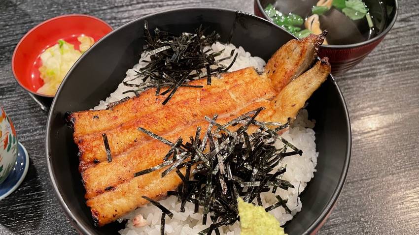 １６００円