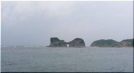 円月島