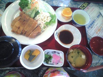 もち豚トンカツ定食