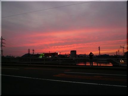 「沈まぬ太陽」？いえ「沈みゆく...