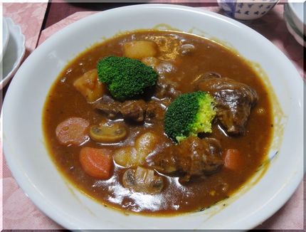牛スジ肉のビーフシチュー-20...