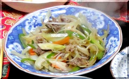 ＠150円の牛肉で野菜炒め−2...