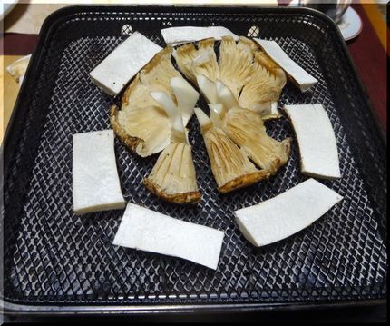 第二弾は焼き松を豪快に！そして...