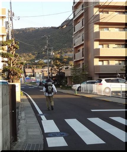 今朝もお遍路さんが