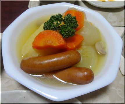 野菜のまるまるスープ煮とブリ照...