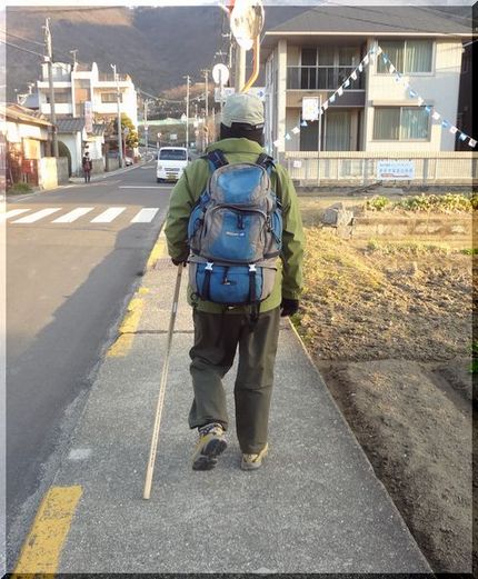 お遍路さんも防寒バッチリ！　　...