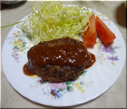 お子ちゃまメニュー、ハンバーグ...