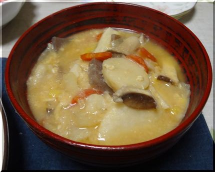 ＊具だくさんのお味噌汁 小芋、...