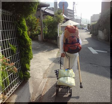 お遍路さんもコレからは暑いでし...