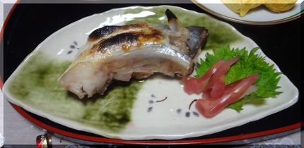 ＊ブリカマの塩焼き、茗荷の甘酢...