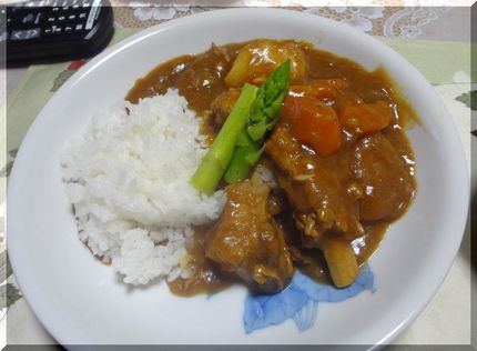 ＊豚スペアリブカレー