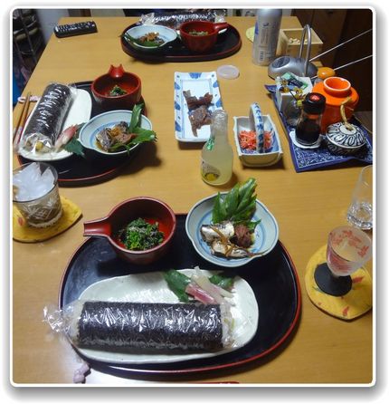 CMベースに乗って恵方巻き、作...