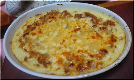 *マッシュポテトのミートソース...