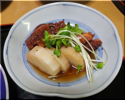 ＊地のタコの柔らか煮 長芋と。...