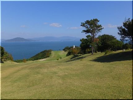 最高のゴルフ日和。 瀬戸内海と...