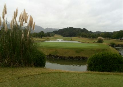 久しぶりの大雨のゴルフ　　G1...