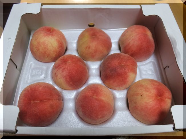 桃は丸亀市飯山町の特産品です。...