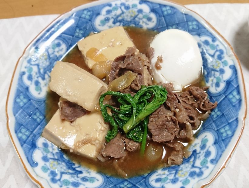 ＊肉豆腐 牛肉、お豆腐、たまね...
