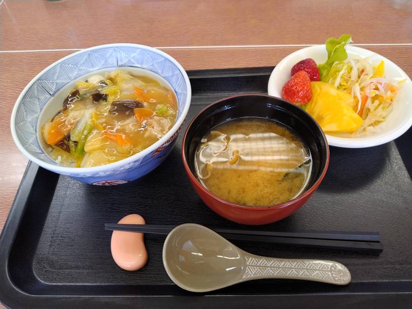 ＊中華丼　550円