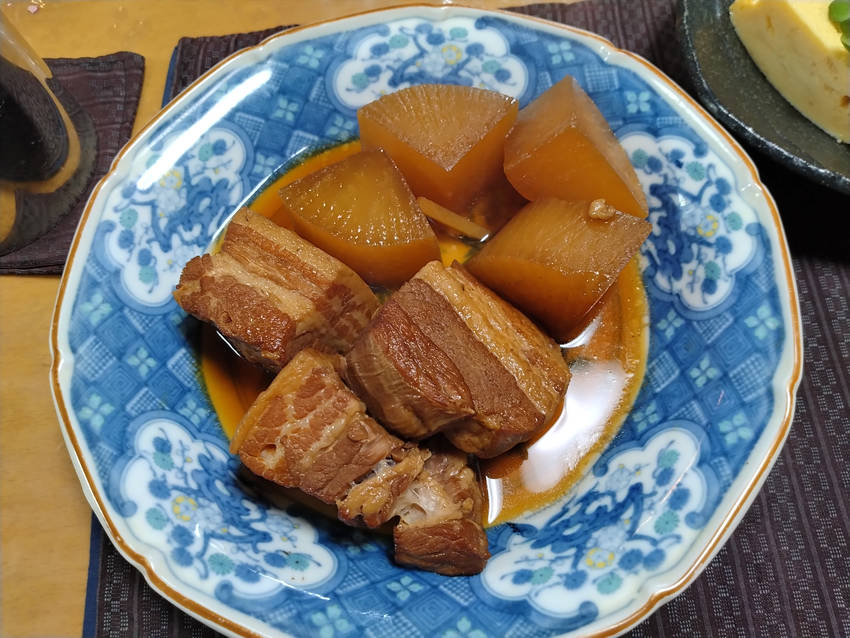 ＊豚バラ肉とお大根のたいたん ...