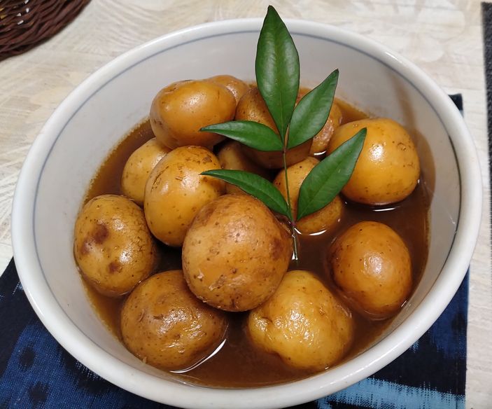 ＊新じゃがの丸々揚げ煮 新じゃ...