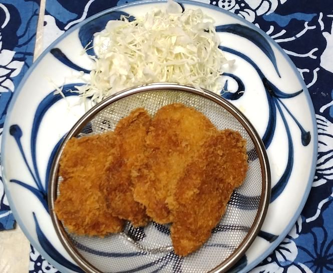＊豚ヒレカツ ちょっとパサパサ...