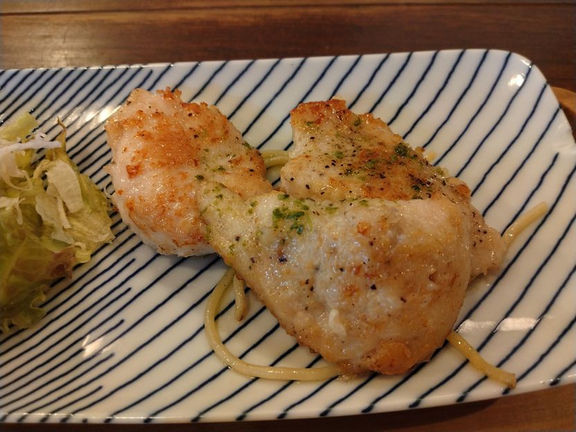 チキンソテー ふっくらとソテー...