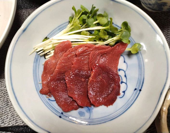 ＊馬刺し ウルトラが注文してく...