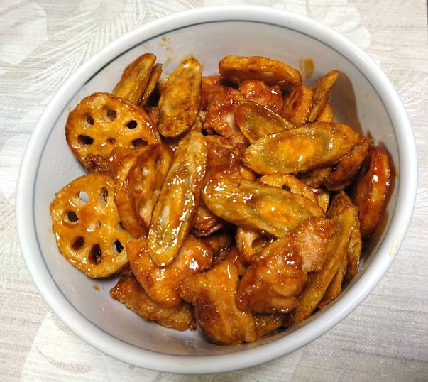 ＊鶏もも肉、牛蒡、蓮根のから揚...