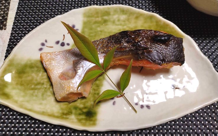 ＊鮭かまの塩焼き 新鮭だったか...